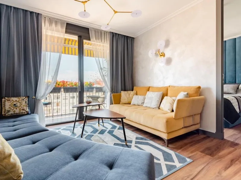 Ático Reformado con Encanto en Eixample – Barcelona