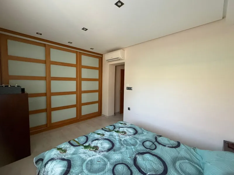 Exclusive house with 5 bedrooms and 3 bathrooms. It has a summer kitchen and private pool. 1 km from the sea.