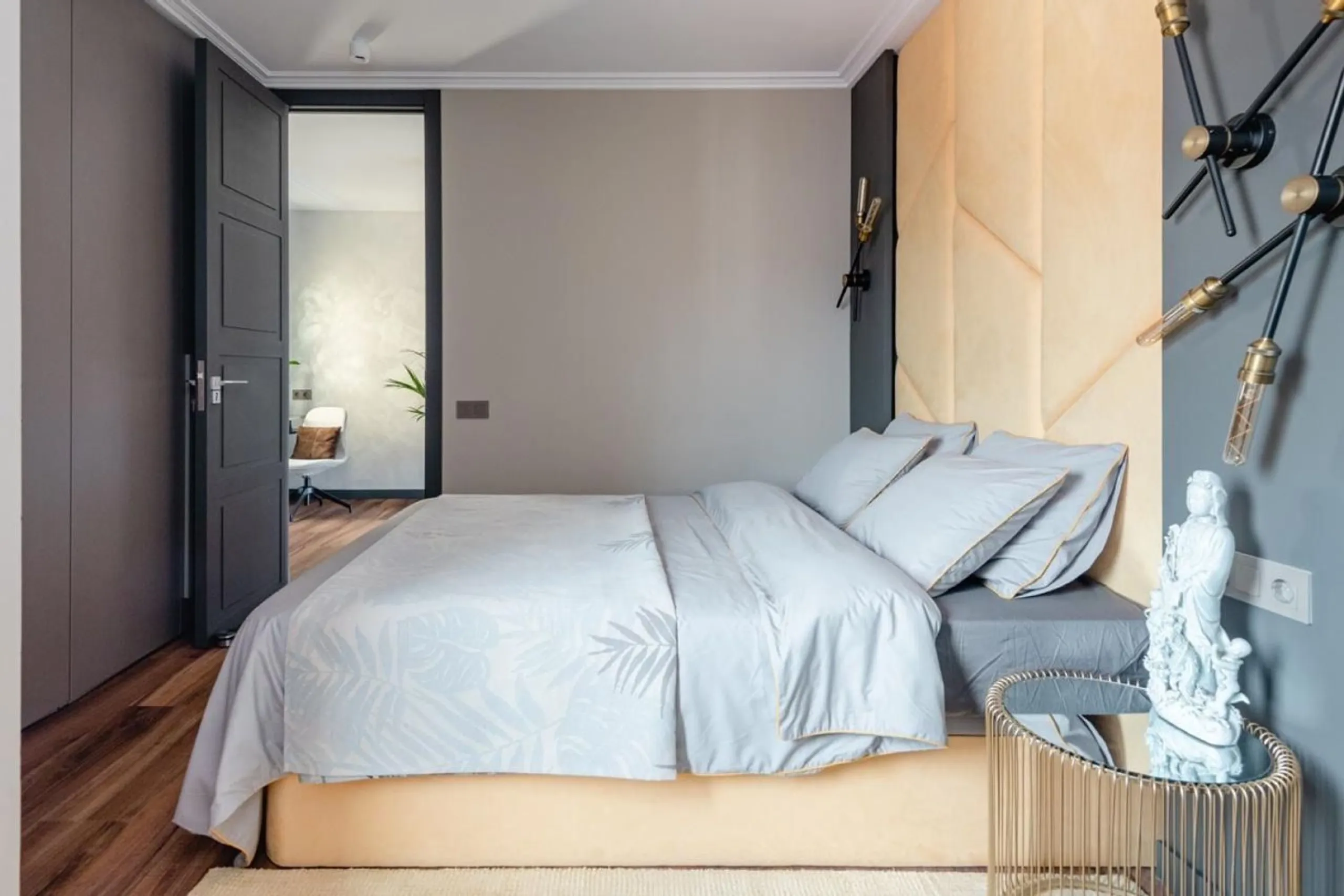 Ático Reformado con Encanto en Eixample – Barcelona