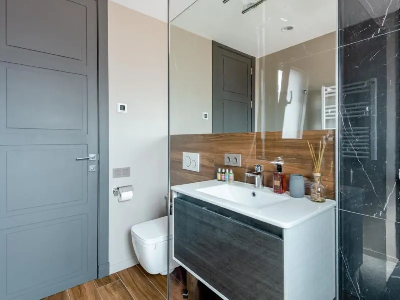 Ático Reformado con Encanto en Eixample – Barcelona
