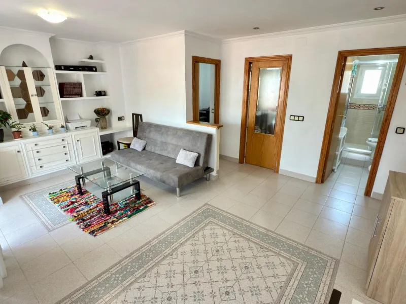 GREAT OPTION - well-maintained apartment in Alicante