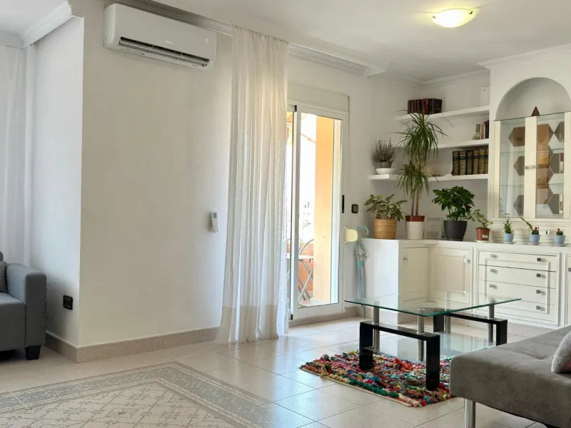 GREAT OPTION - well-maintained apartment in Alicante