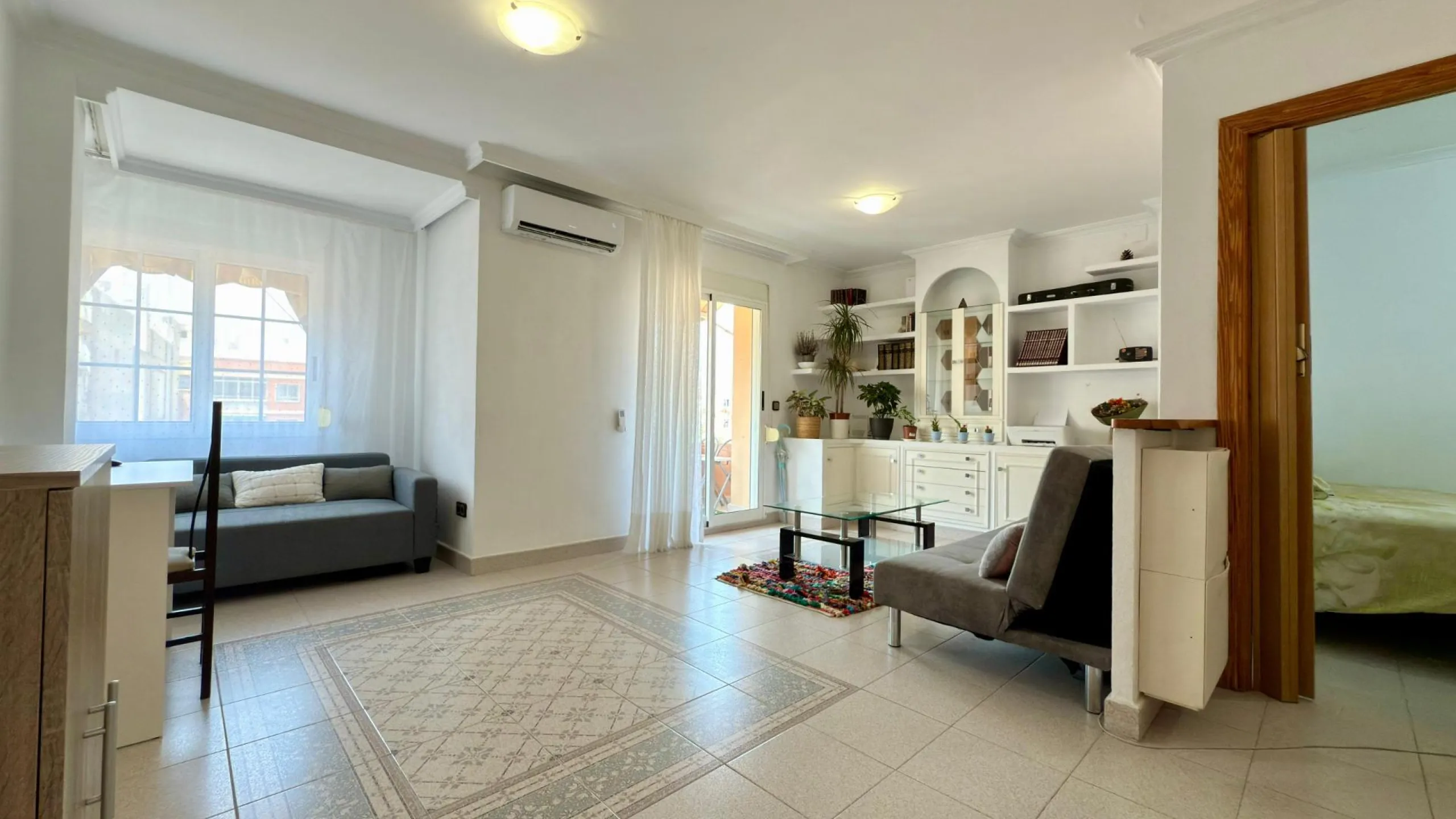 GREAT OPTION - well-maintained apartment in Alicante
