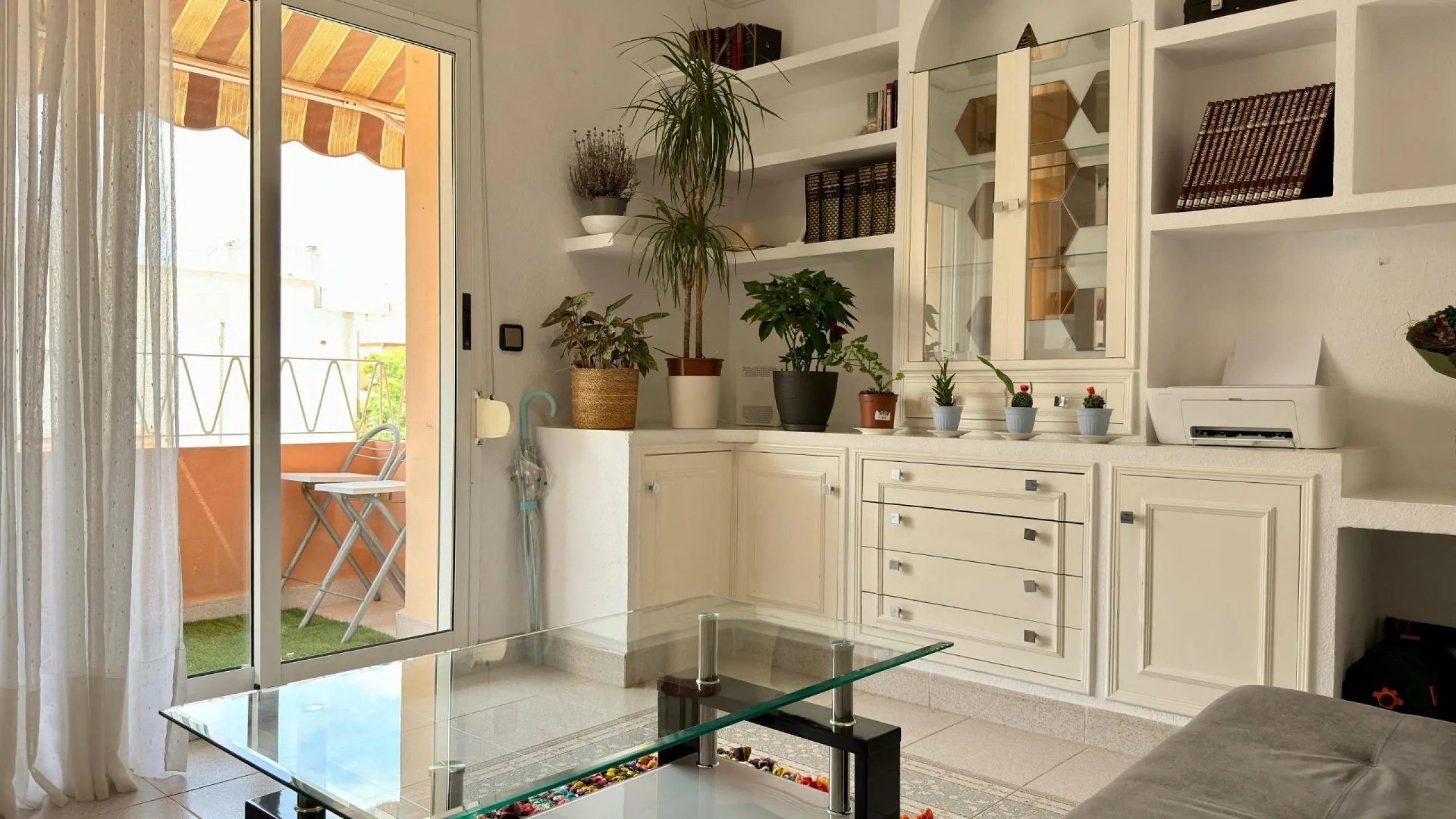 GREAT OPTION - well-maintained apartment in Alicante