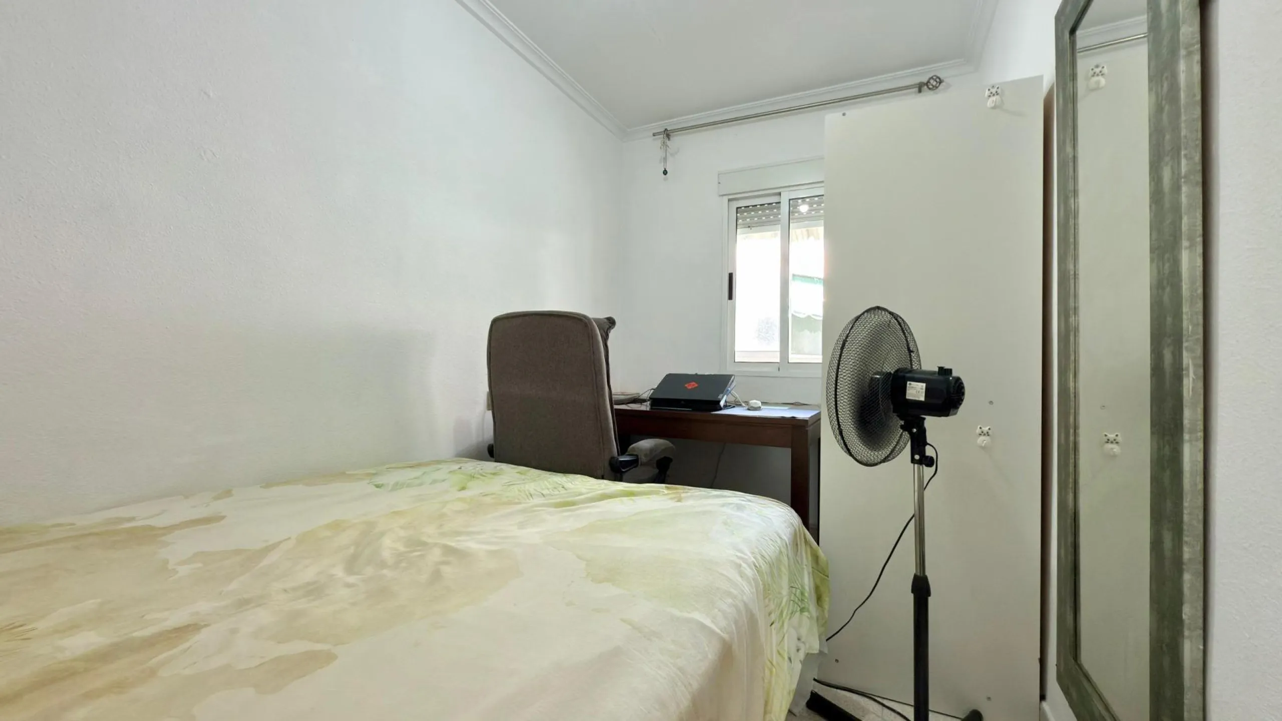 GREAT OPTION - well-maintained apartment in Alicante