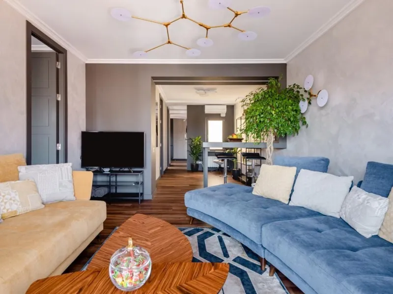 Ático Reformado con Encanto en Eixample – Barcelona
