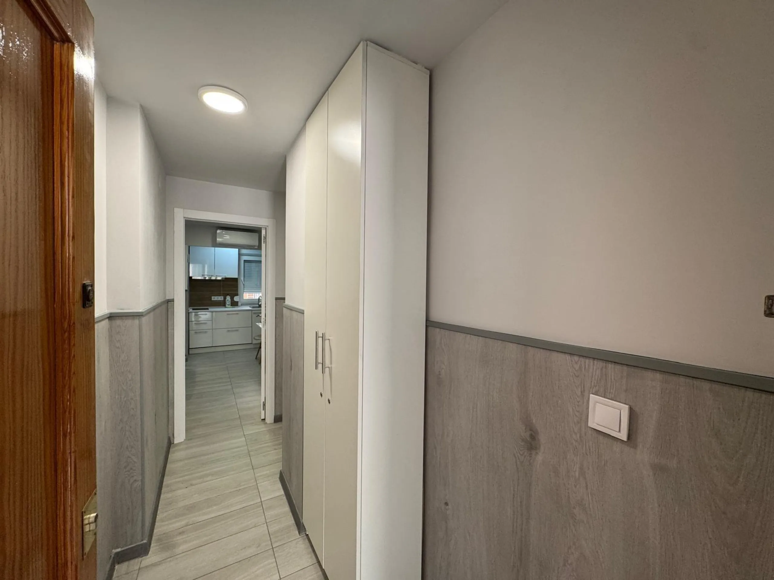 REFORMADO APARTAMENTO DE 2 DORM. 2 BAÑOS. 65 M2. A 350 METROS DE PLAYA DEL CURA. SEPARADO POR DOS ESTUDIOS PARA ALQUILAR