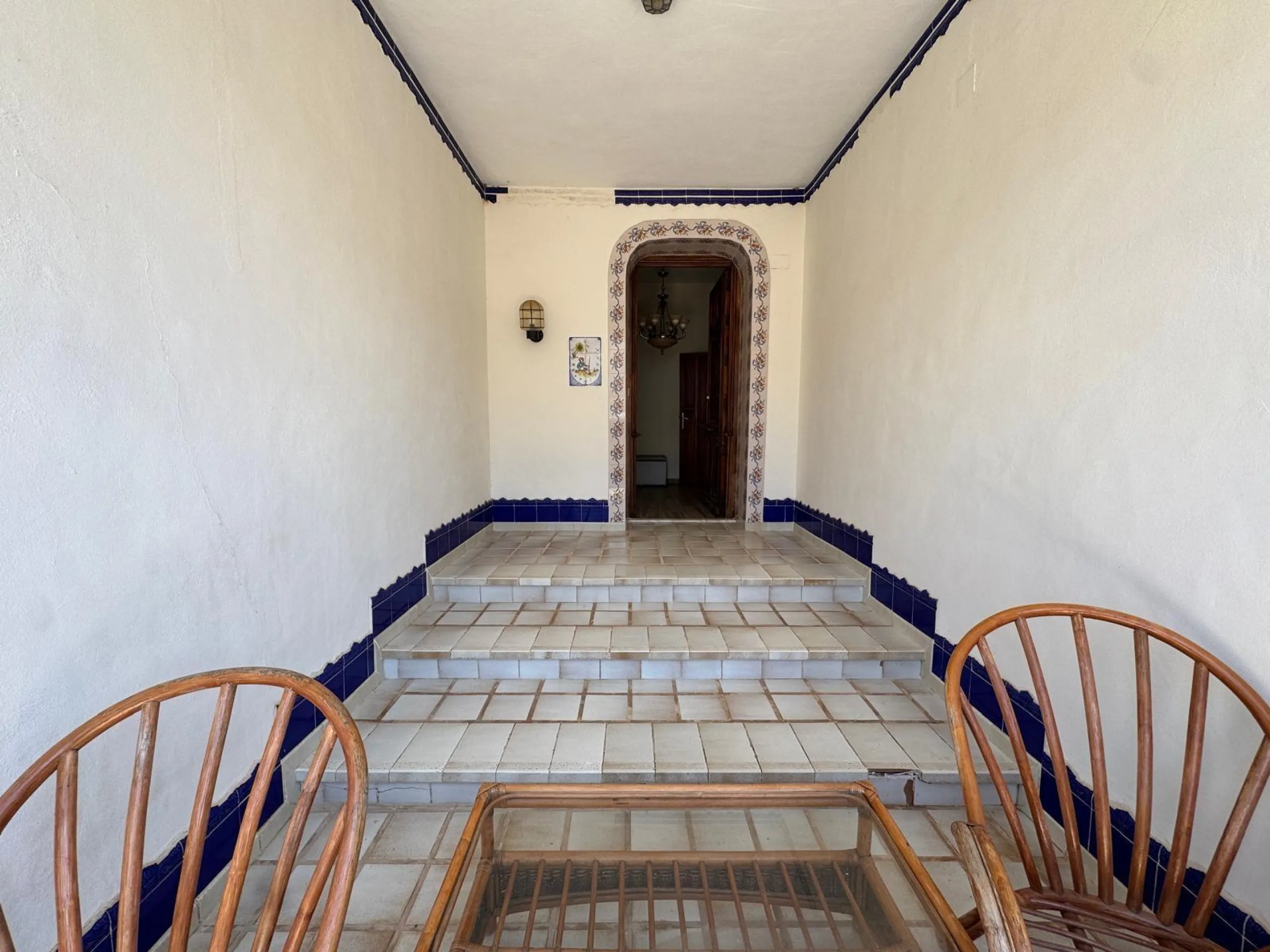 VILLA DE LIJO EN CAMPOAMOR CON 639 M2 DE CASA. PARCELA 800 M2. PISCINA PROPIA. 5 DORM. 4 BAÑOS. PLAYA A 650 METROS.
