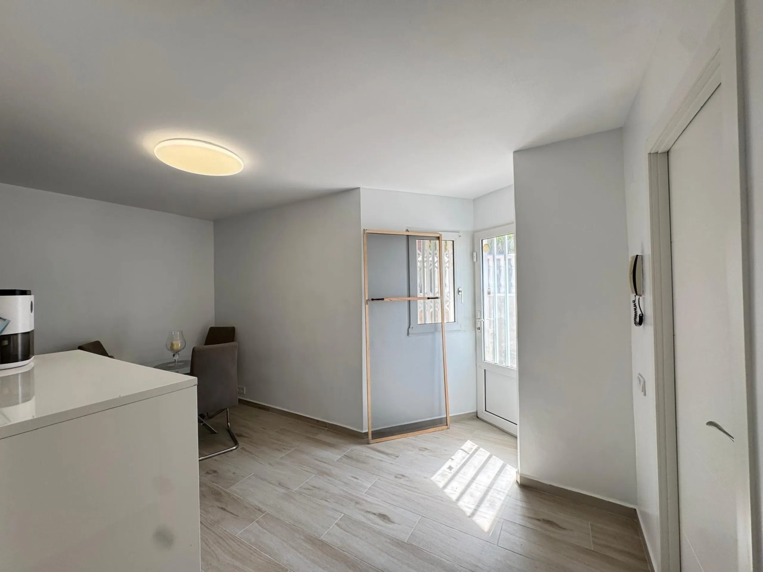 VILLA DE LIJO EN CAMPOAMOR CON 639 M2 DE CASA. PARCELA 800 M2. PISCINA PROPIA. 5 DORM. 4 BAÑOS. PLAYA A 650 METROS.