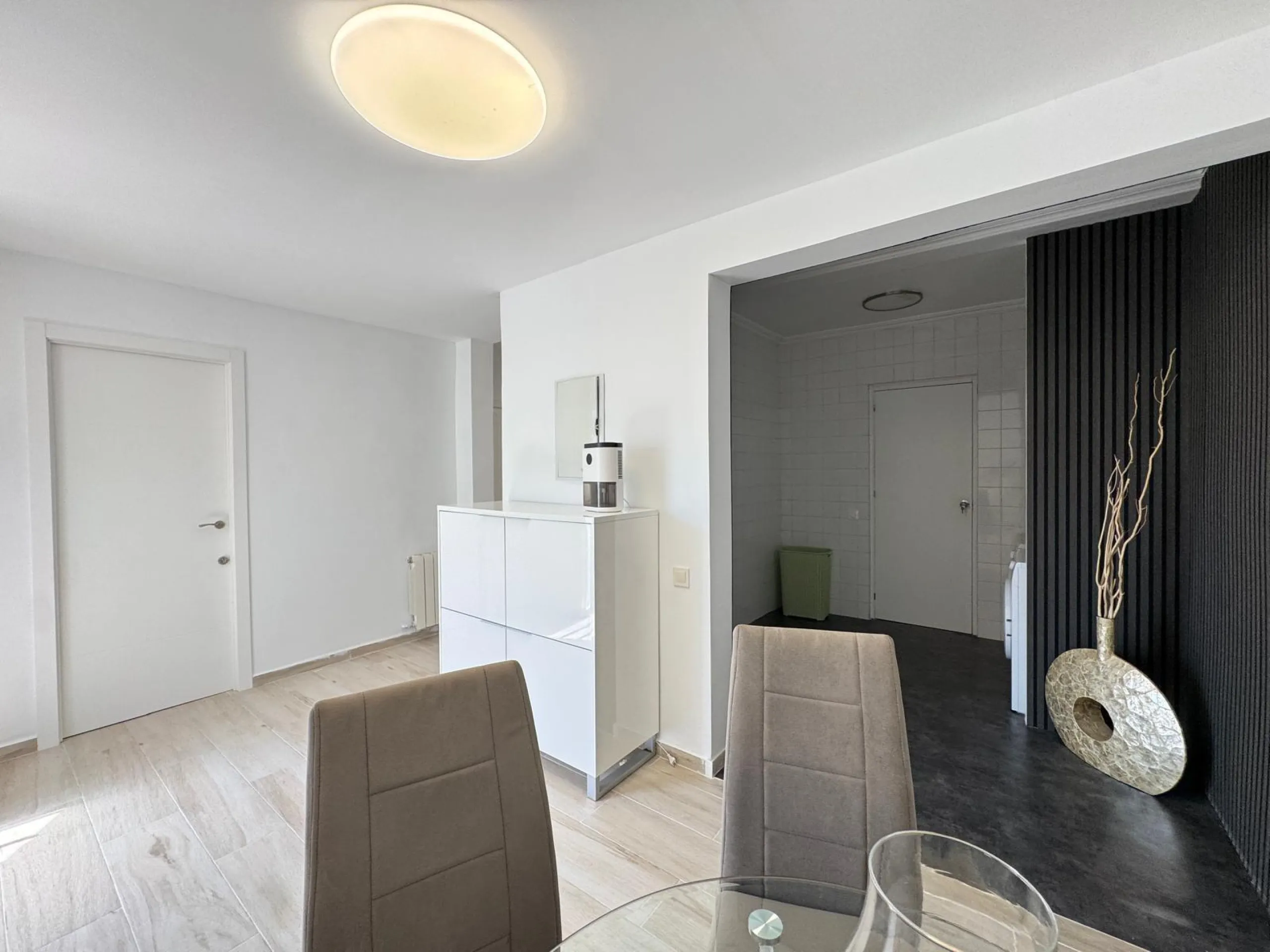VILLA DE LIJO EN CAMPOAMOR CON 639 M2 DE CASA. PARCELA 800 M2. PISCINA PROPIA. 5 DORM. 4 BAÑOS. PLAYA A 650 METROS.