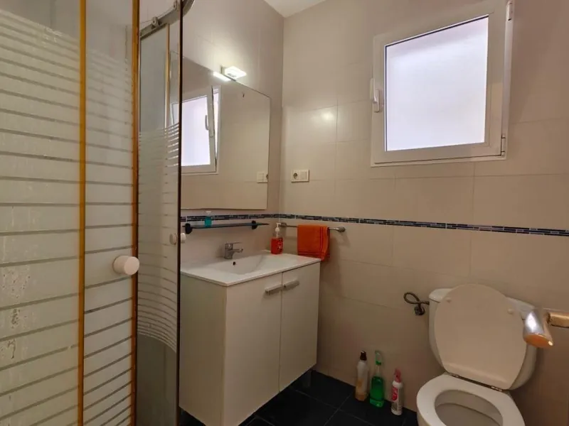 APARTAMENTO A 300 METROS DE PLAYA CON 3 DORM. 2 BAÑOS CON SUPERFICIE DE 108 M2.