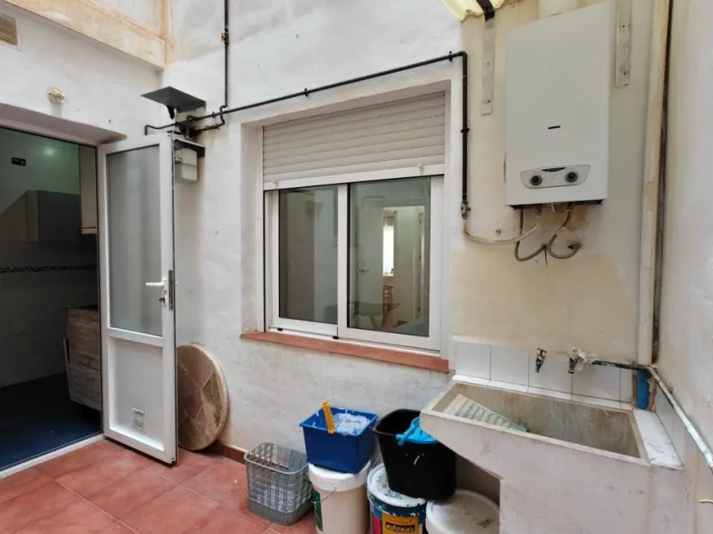 APARTAMENTO A 300 METROS DE PLAYA CON 3 DORM. 2 BAÑOS CON SUPERFICIE DE 108 M2.