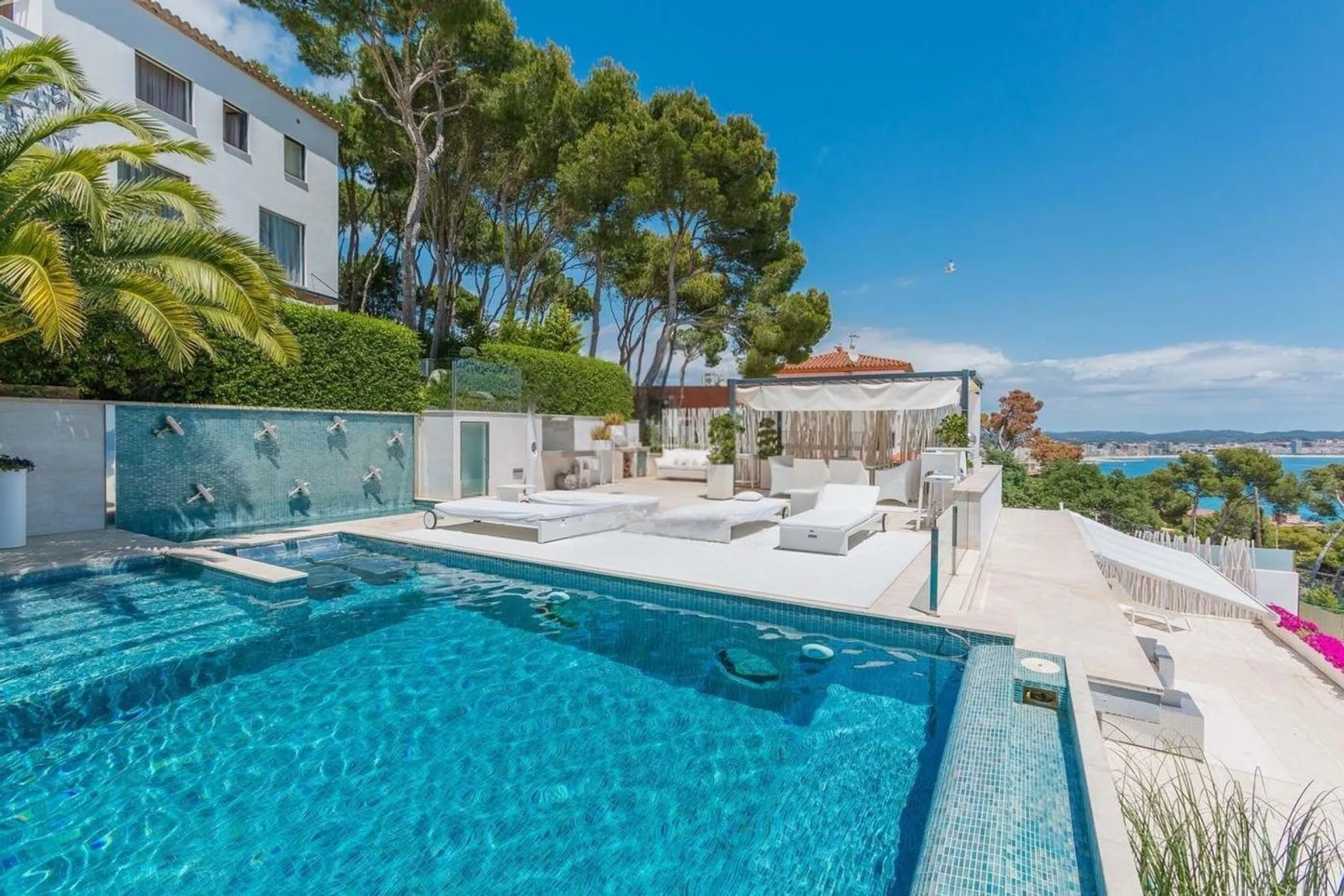 Contemporary Villa with Sea Views in Torrevalentina, Sant Antoni de Calonge