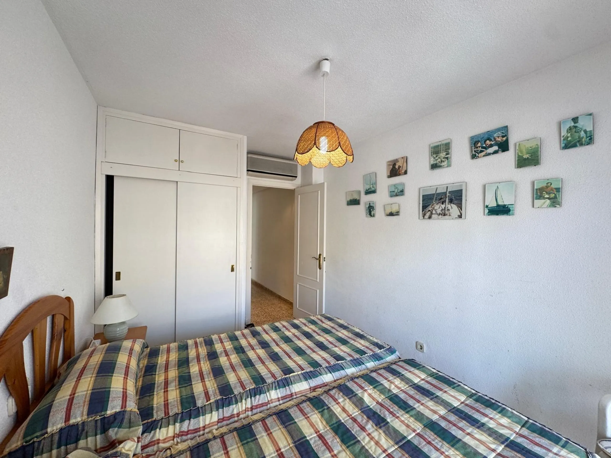 PRIMERA LINEA! APARTAMENTO CON FRONTALES VISTAS AL MAR! CON 101 M2 UTILES! DOS TERRAZAS DE 10 M2. 3 DORM. 2 BAÑOS.