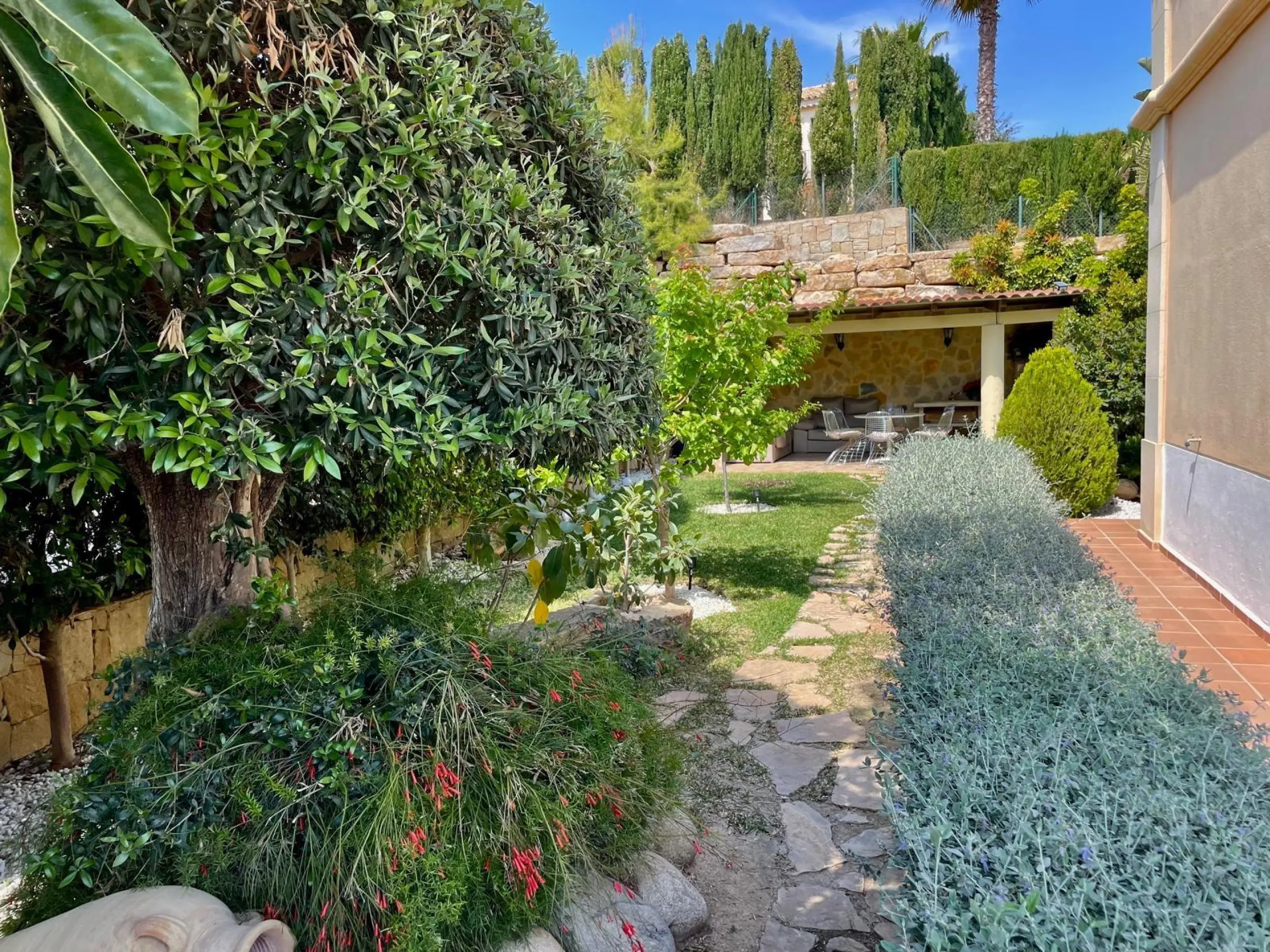 Charming Mediterranean Villa with Private Pool in Sierra Cortina