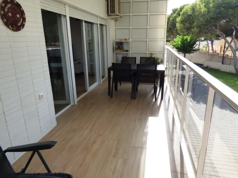 Exclusiva Casa Totalmente Renovada casi en Primera Línea de Playa en Cabo Huertas