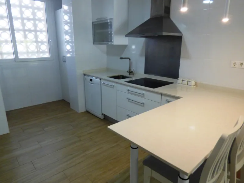 Exclusiva Casa Totalmente Renovada casi en Primera Línea de Playa en Cabo Huertas