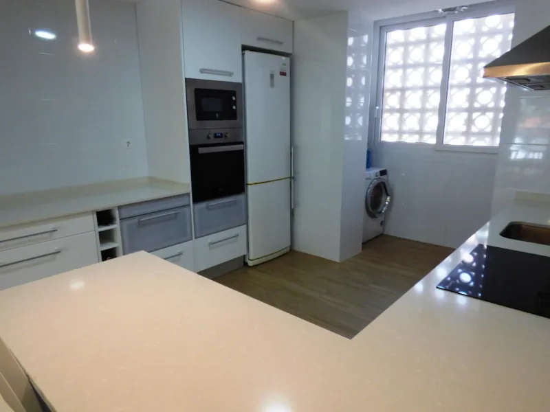 Exclusiva Casa Totalmente Renovada casi en Primera Línea de Playa en Cabo Huertas