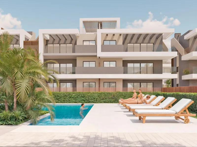 LUXURY HOMES 100M FROM THE BEACH