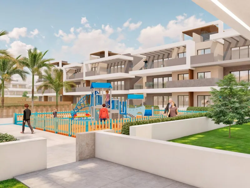 LUXURY HOMES 100M FROM THE BEACH