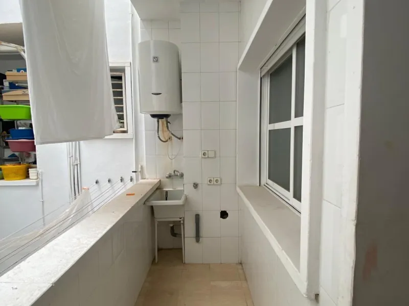 WITH SEA VIEWS apartment 4 bedrooms, 2 bathrooms, 2 terraces, and garage