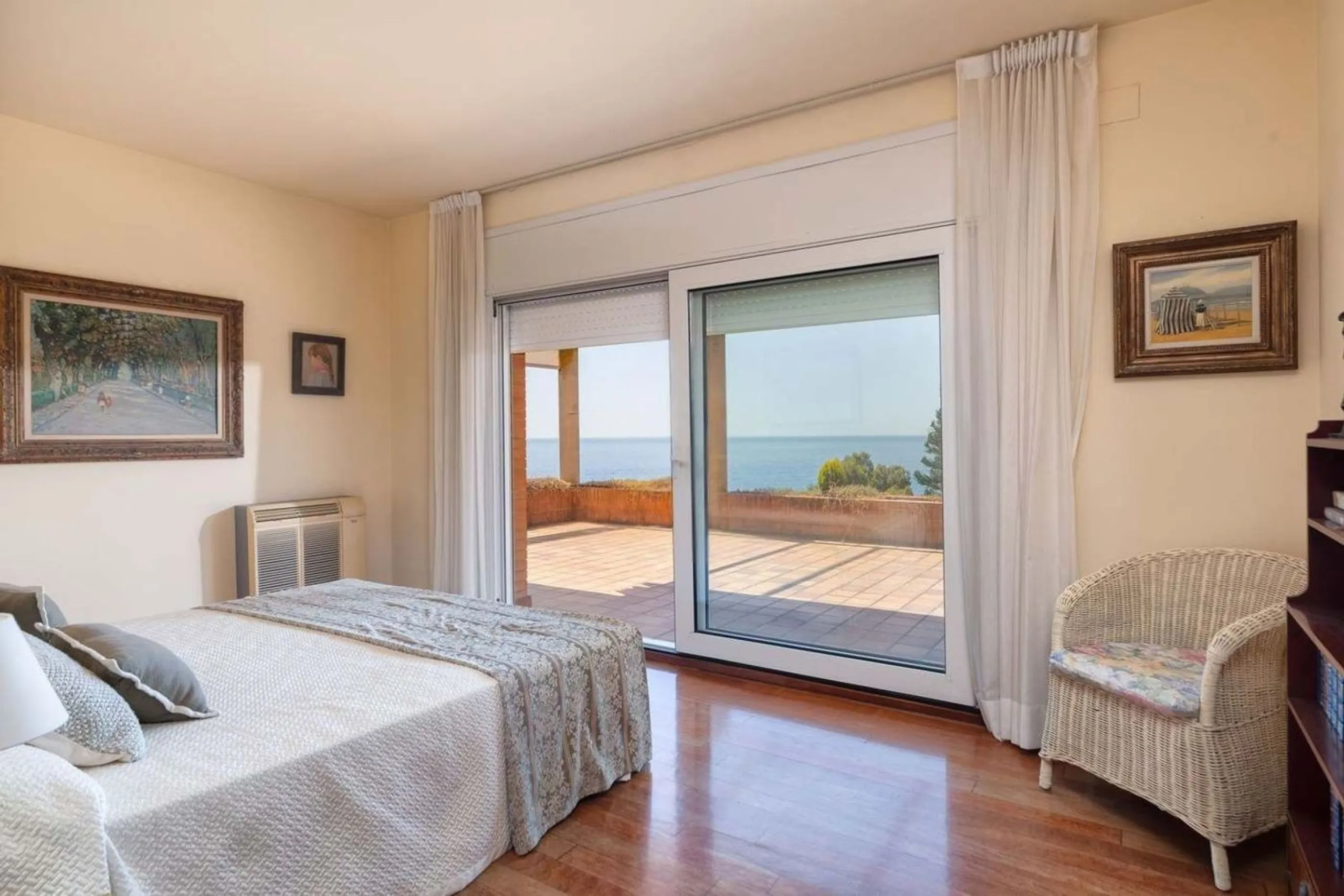 Spectacular three-level sea-view home in Cala Sant Francesc, Blanes