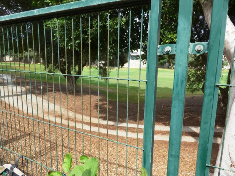 Exclusivo Adosado en Primera Línea de Golf de la Playa de San Juan con vistas espectaculares