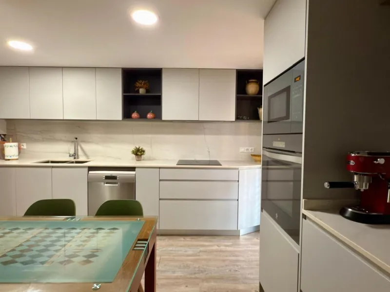 Exclusivo Adosado en Primera Línea de Golf de la Playa de San Juan con vistas espectaculares