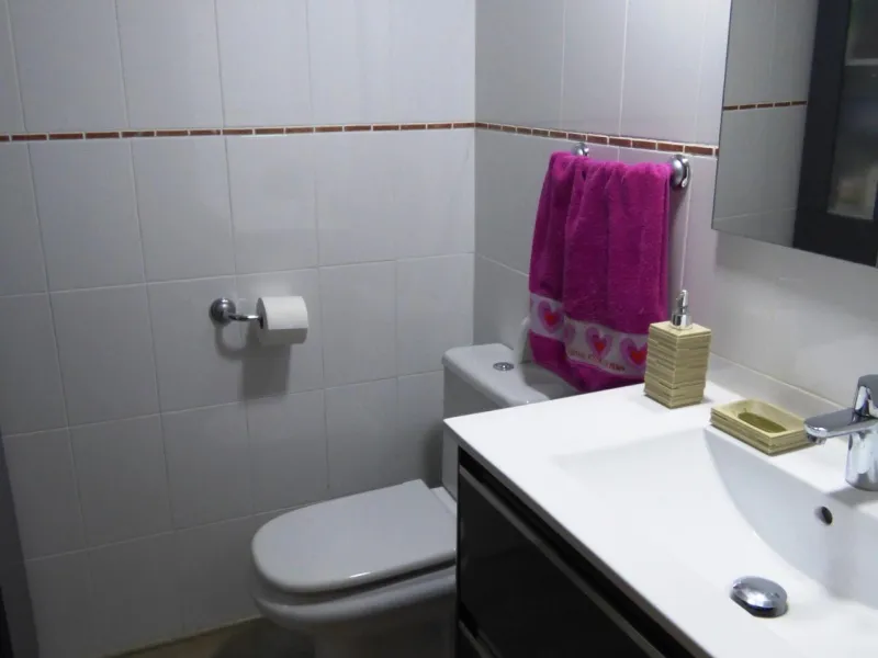 Exclusivo Adosado en Primera Línea de Golf de la Playa de San Juan con vistas espectaculares
