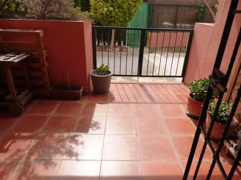 Exclusivo Adosado en Primera Línea de Golf de la Playa de San Juan con vistas espectaculares