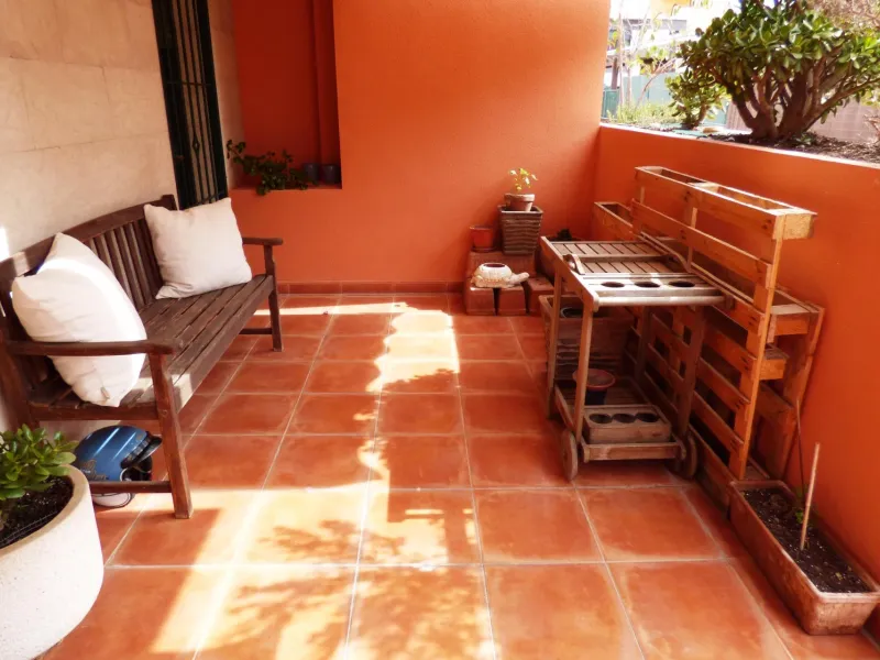 Exclusivo Adosado en Primera Línea de Golf de la Playa de San Juan con vistas espectaculares