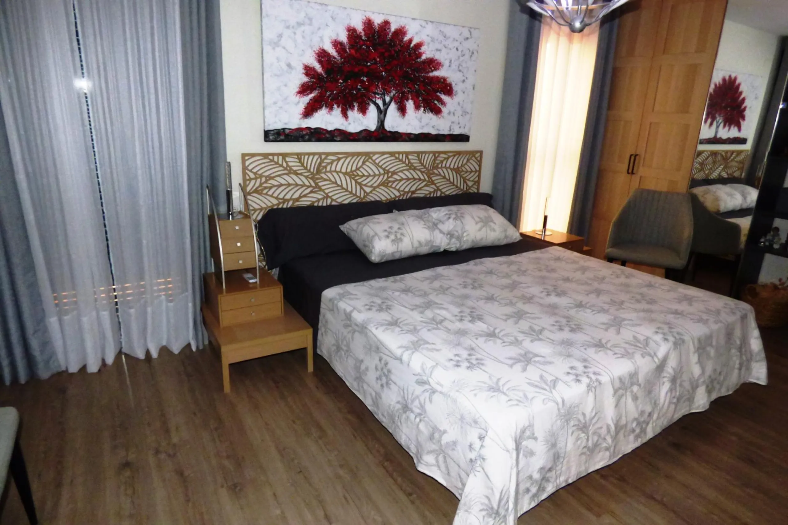 Exclusivo Adosado en Primera Línea de Golf de la Playa de San Juan con vistas espectaculares