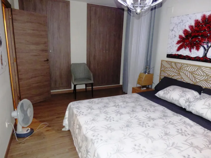 Exclusivo Adosado en Primera Línea de Golf de la Playa de San Juan con vistas espectaculares