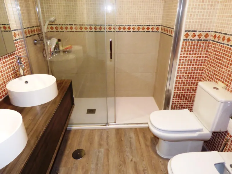 Exclusivo Adosado en Primera Línea de Golf de la Playa de San Juan con vistas espectaculares