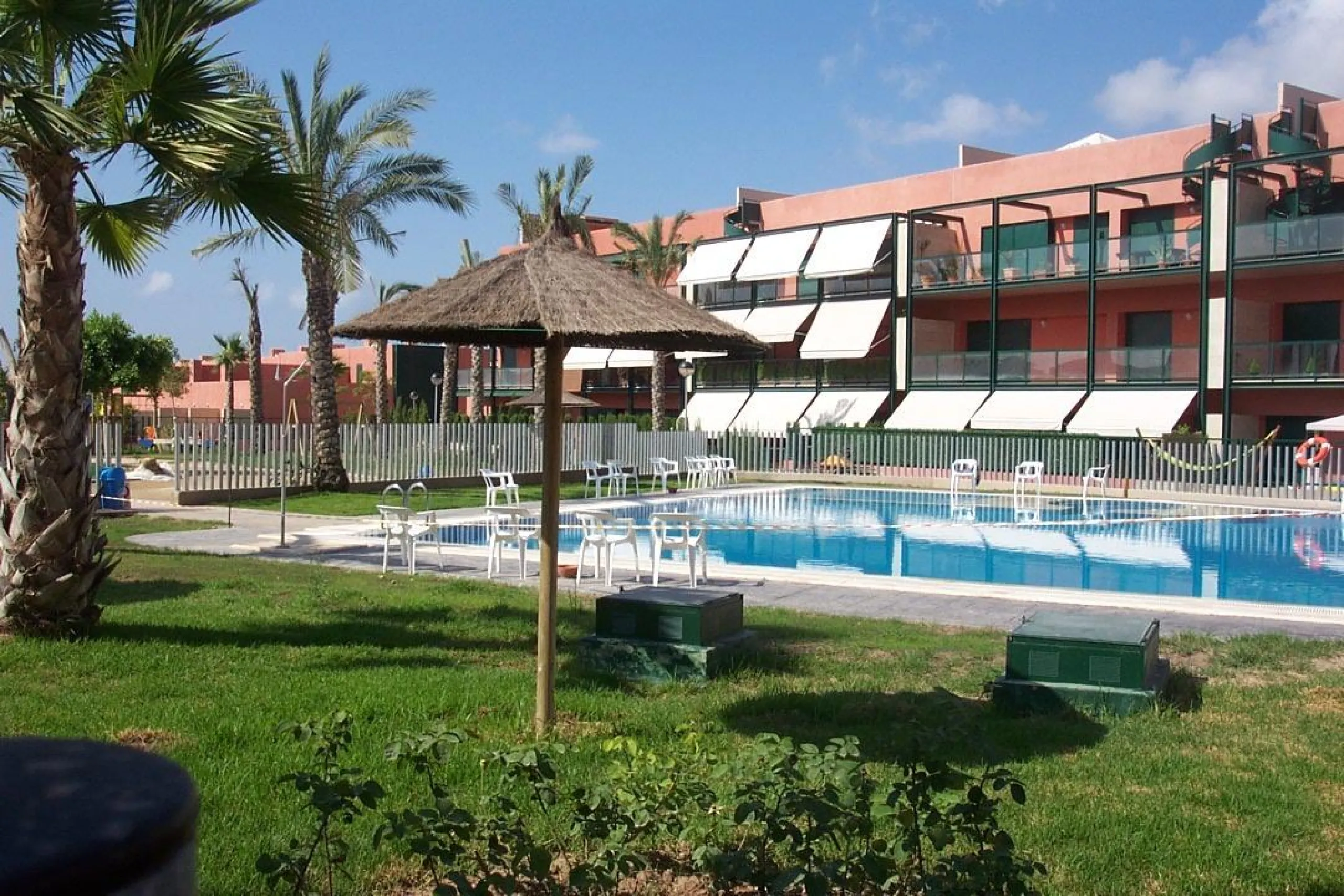 Exclusivo Adosado en Primera Línea de Golf de la Playa de San Juan con vistas espectaculares