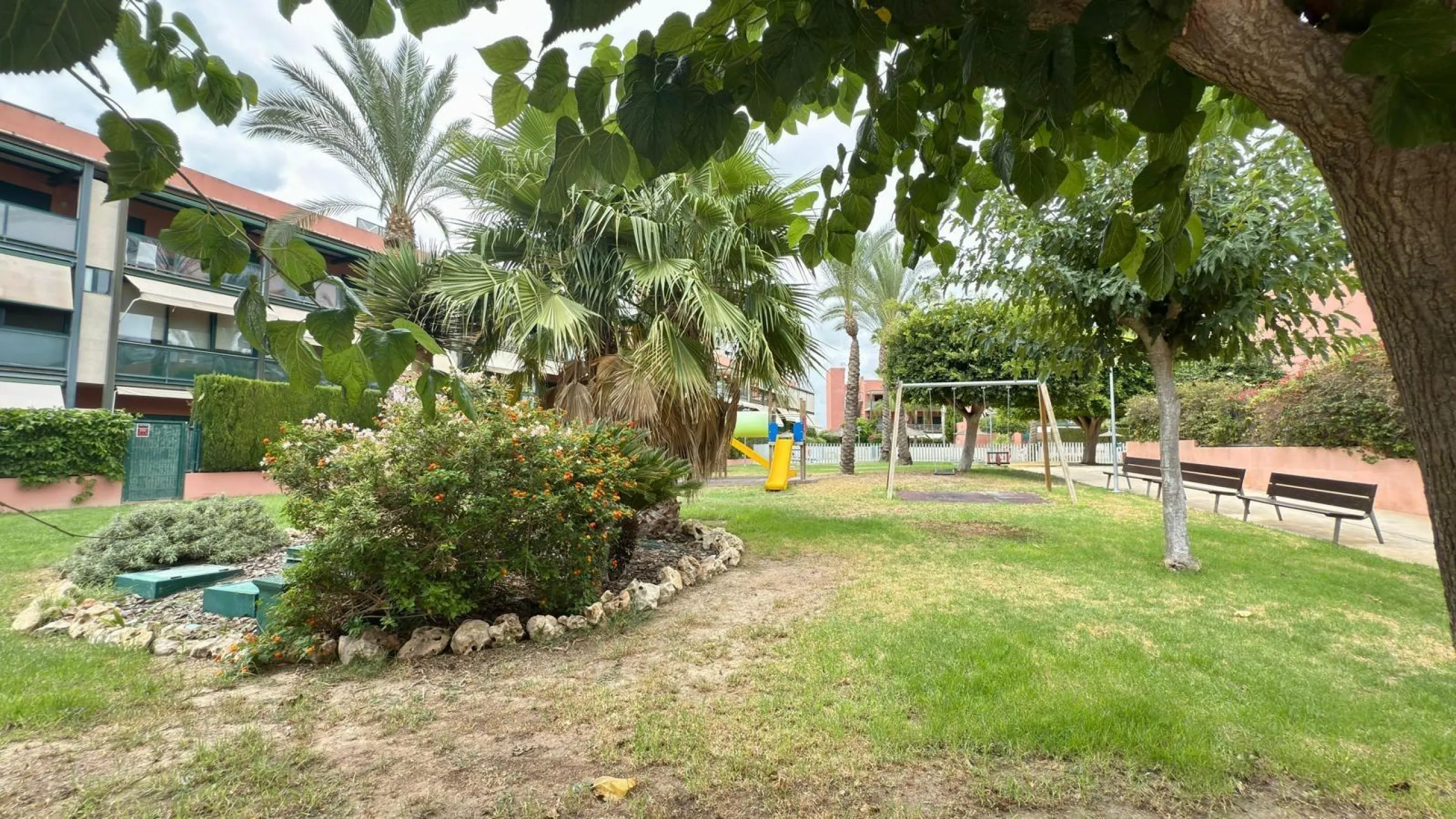 Exclusivo Adosado en Primera Línea de Golf de la Playa de San Juan con vistas espectaculares