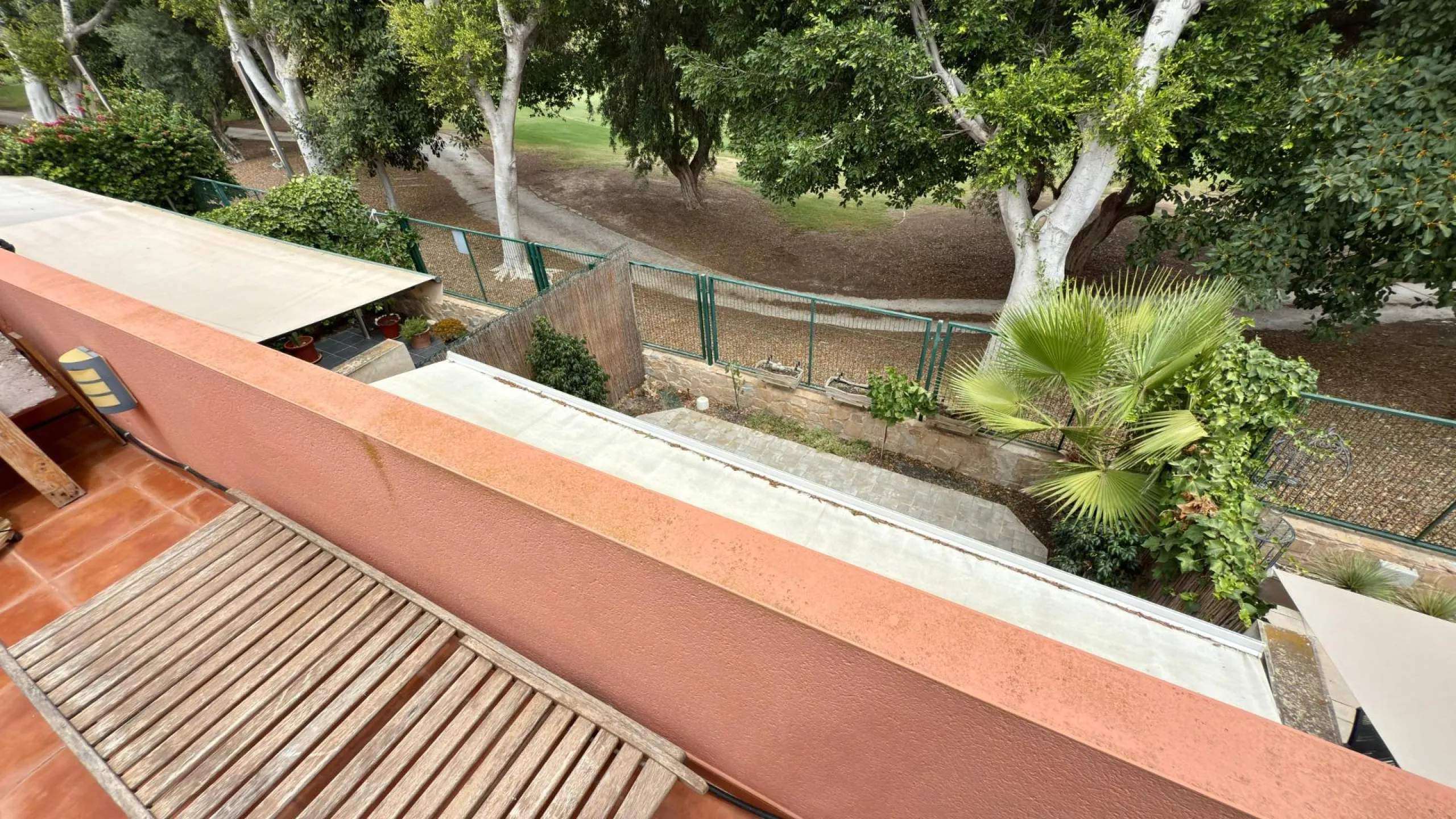 Exclusivo Adosado en Primera Línea de Golf de la Playa de San Juan con vistas espectaculares
