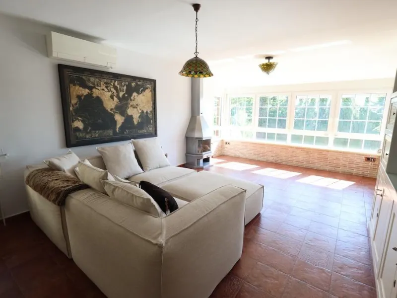 Detached villa in Villamartin plaza