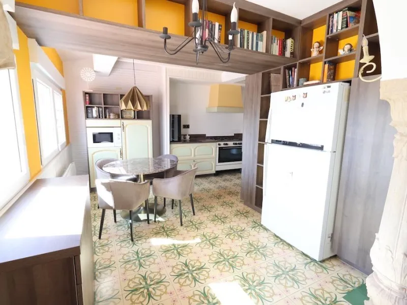 Detached villa in Villamartin plaza