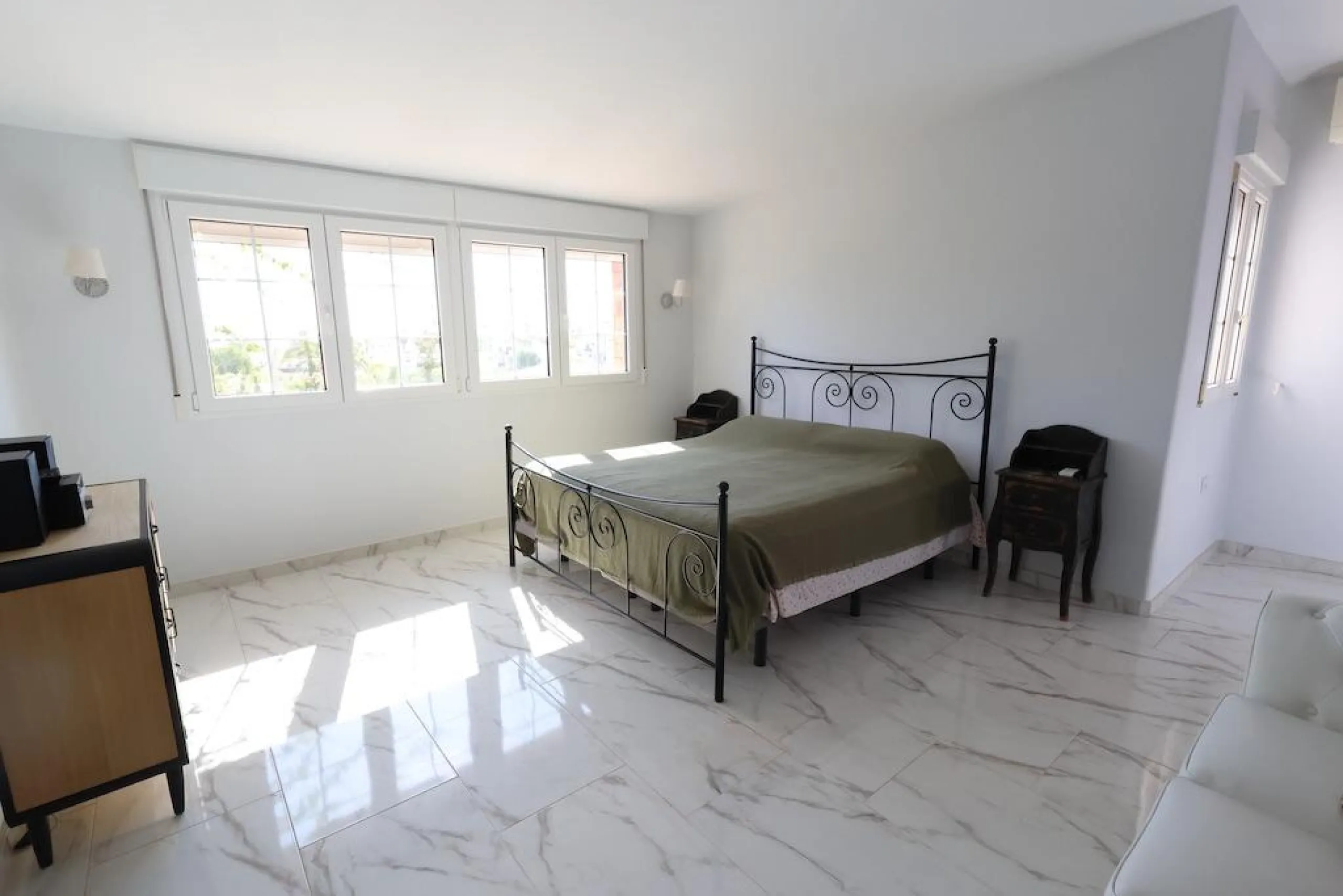 Detached villa in Villamartin plaza