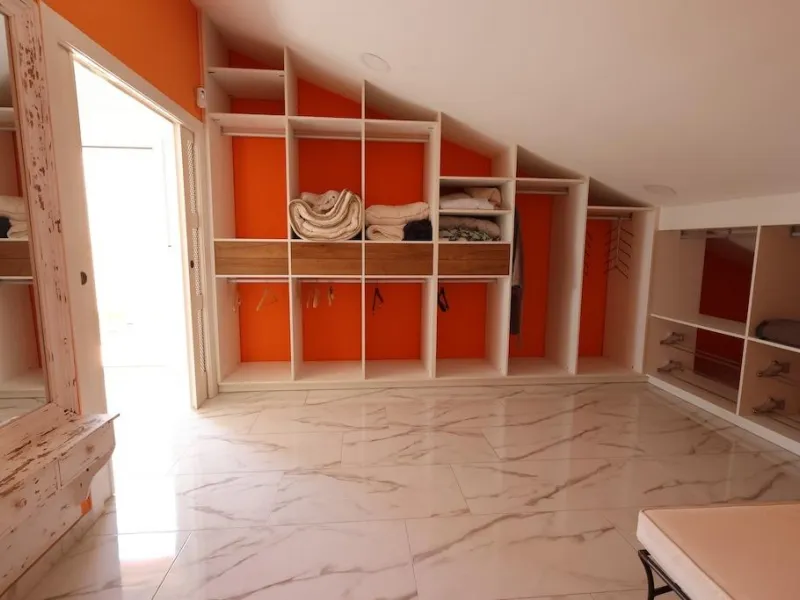 Detached villa in Villamartin plaza