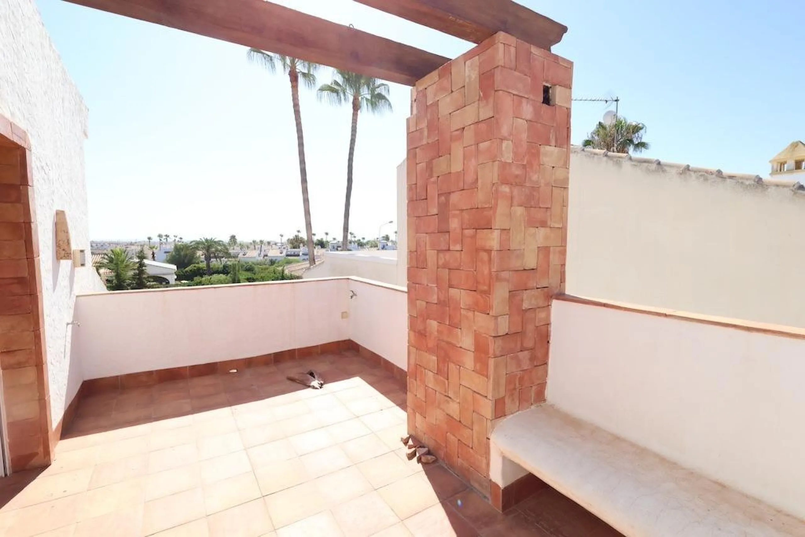 Detached villa in Villamartin plaza