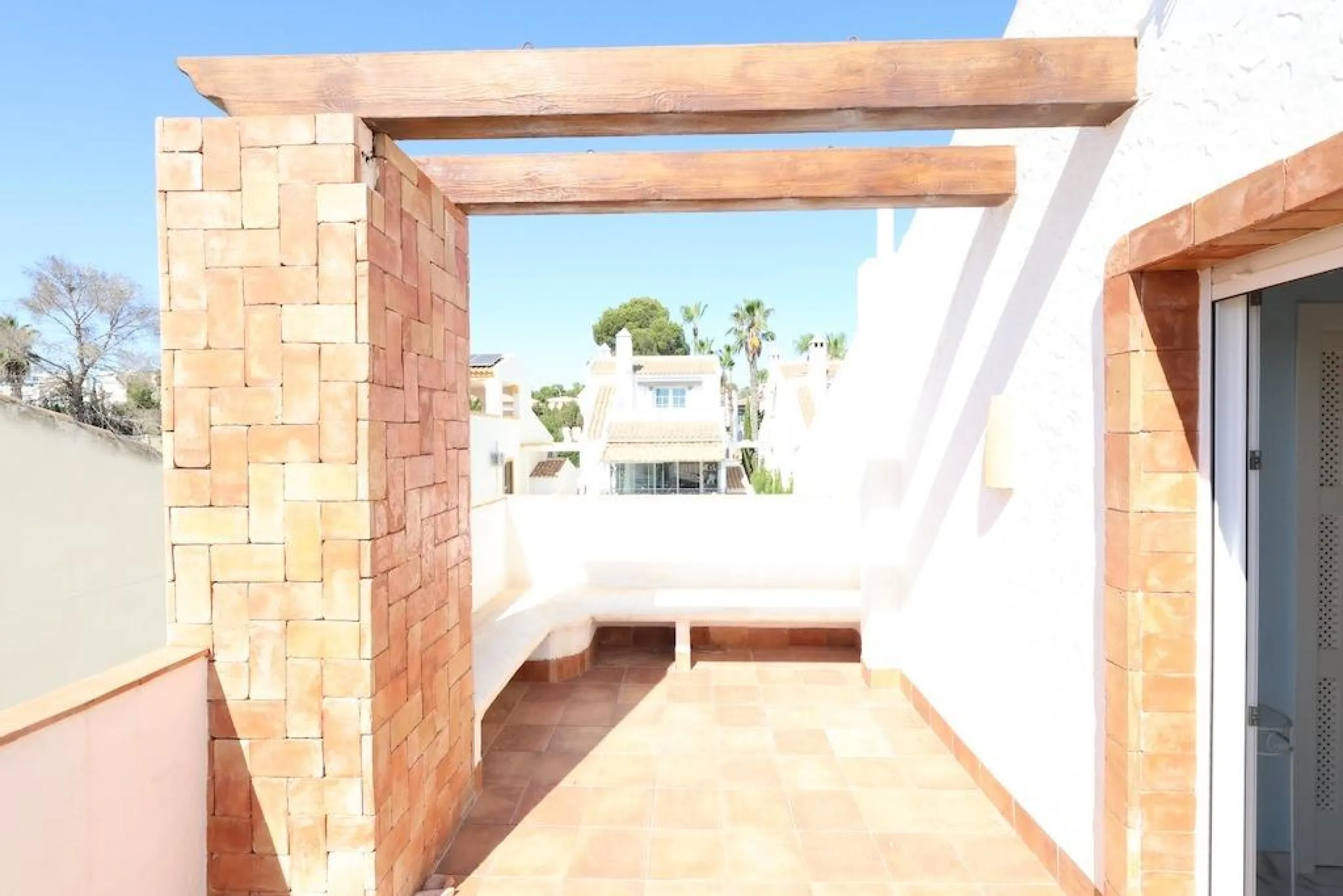 Detached villa in Villamartin plaza