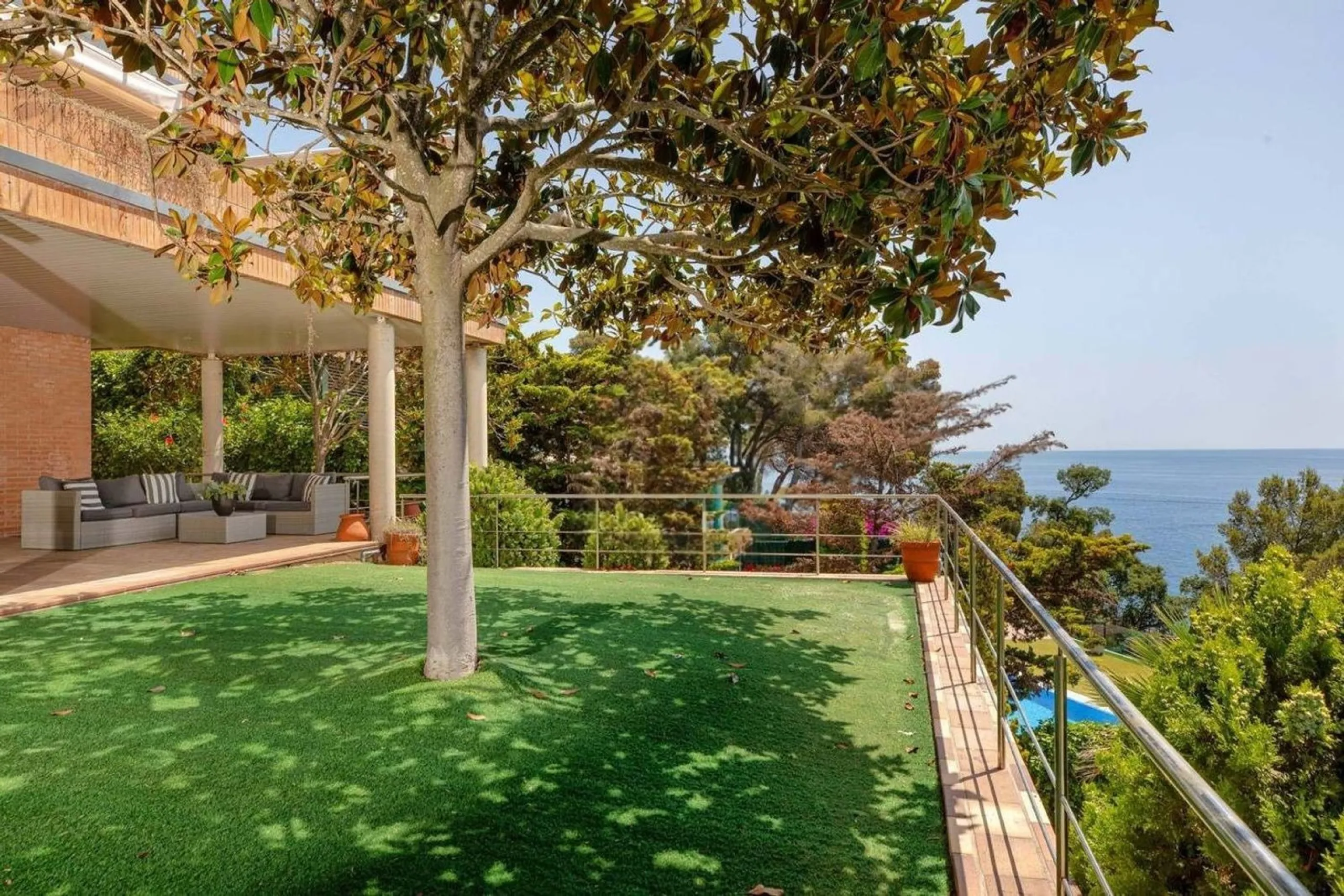 Spectacular three-level sea-view home in Cala Sant Francesc, Blanes