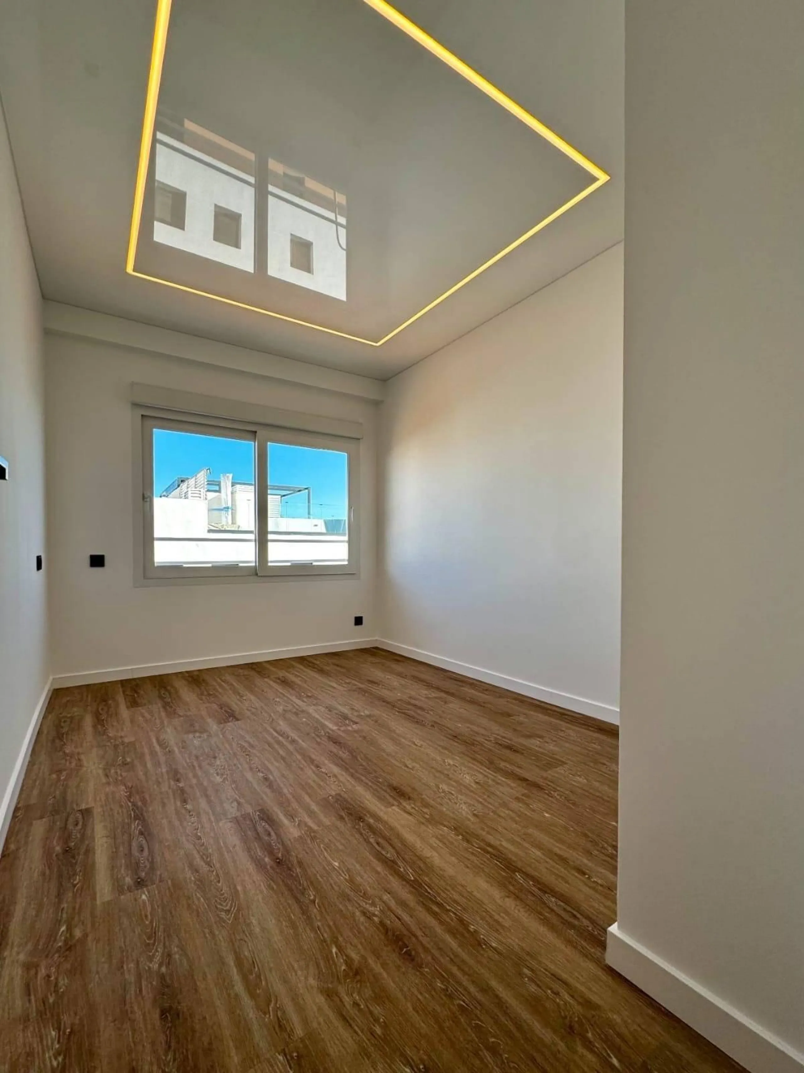 Exclusive Beachfront Property 🌊✨ 3 Bedrooms and 2 Bathrooms Drop in and put your towel on the sand