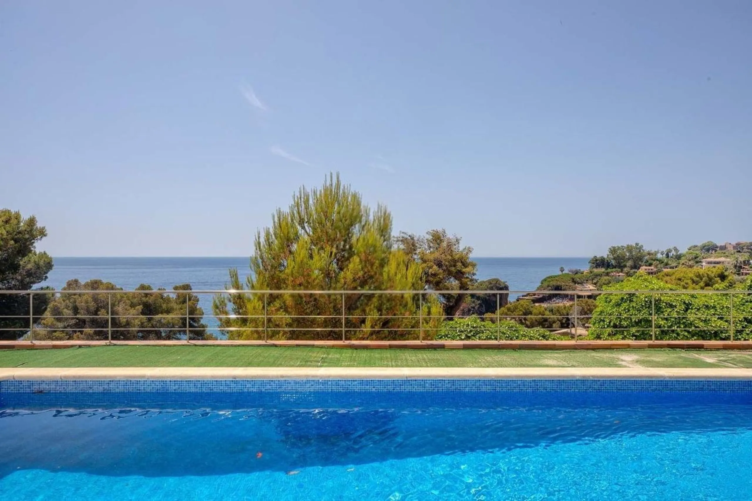 Spectacular three-level sea-view home in Cala Sant Francesc, Blanes