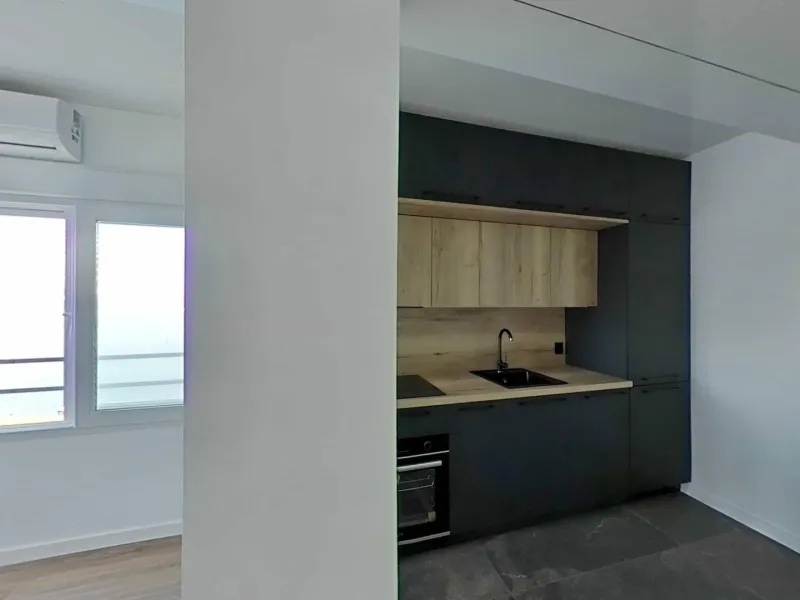 Exclusive Beachfront Property 🌊✨ 3 Bedrooms and 2 Bathrooms Drop in and put your towel on the sand