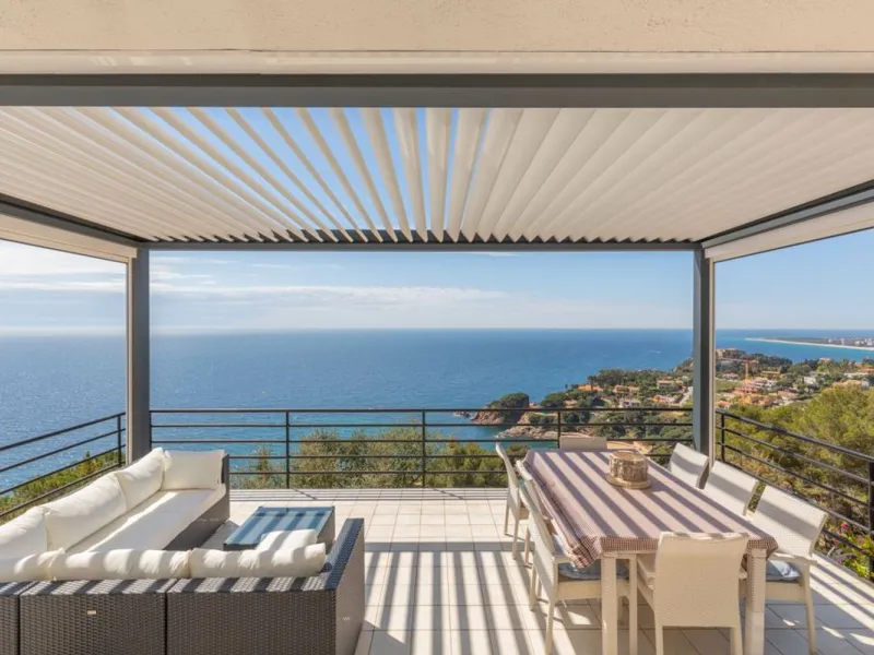 Charming sea-view villa in Cala Sant Francesc, Blanes