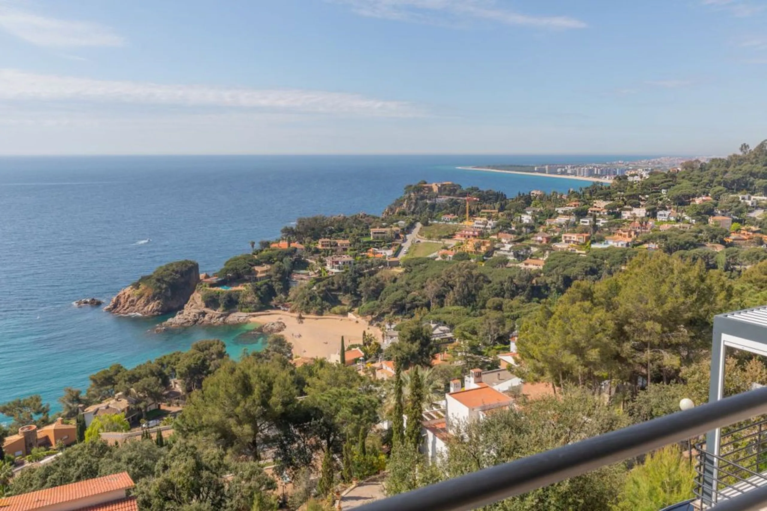 Charming sea-view villa in Cala Sant Francesc, Blanes