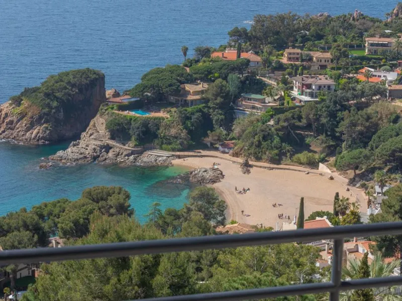 Charming sea-view villa in Cala Sant Francesc, Blanes